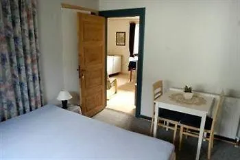 Henne Strand Ferie Guest house