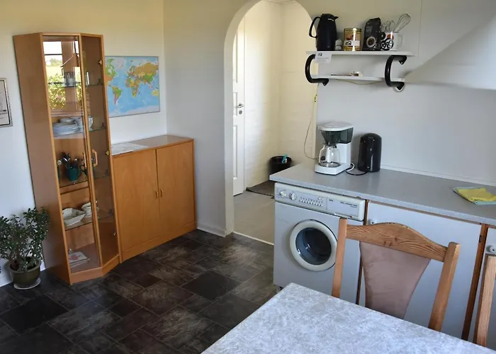 Henne Ferie 2* Hennebjerg