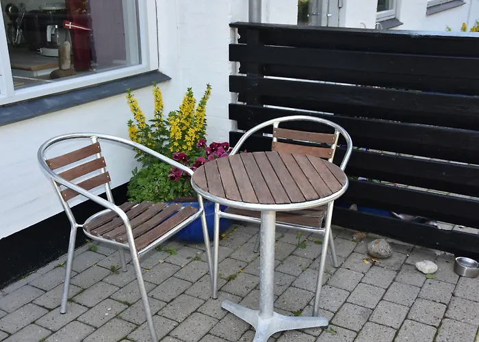 Henne Ferie Casa de hóspedes 2*